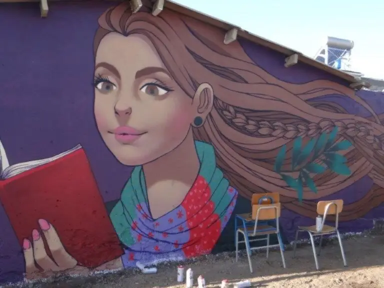 Graffitiplay continúa con intervenciones urbanas en Población Pablo Krugger