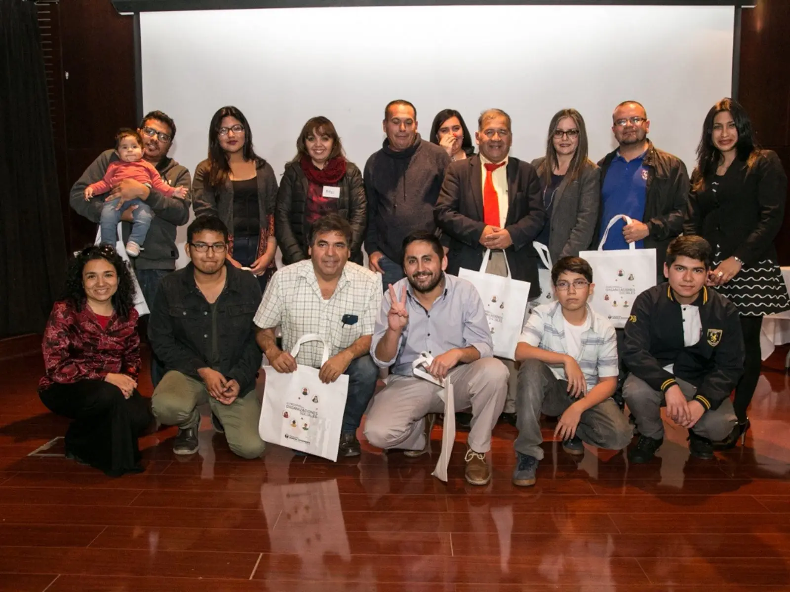 anadores de Concurso para Organizaciones Sociales firmaron convenio: ya están listos para la ejecución de proyectos