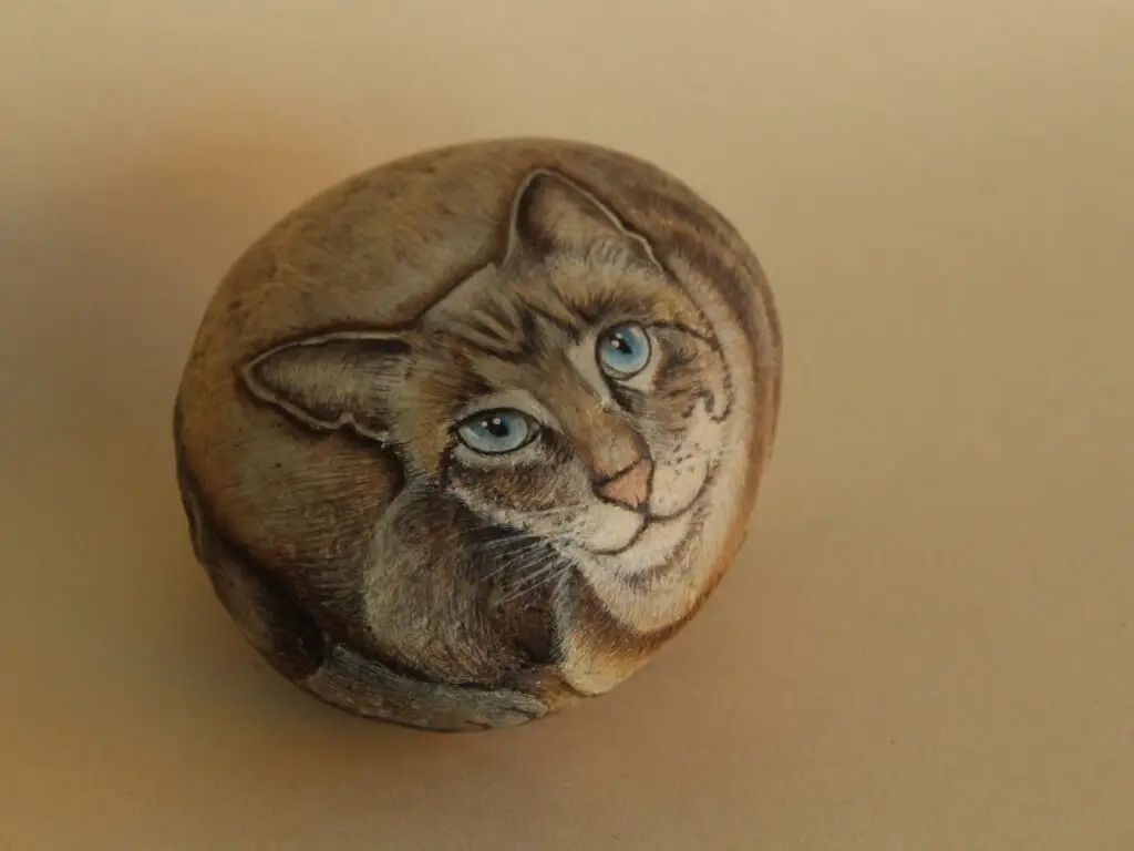 Llamativa obra plástica sobre flora y fauna de la región