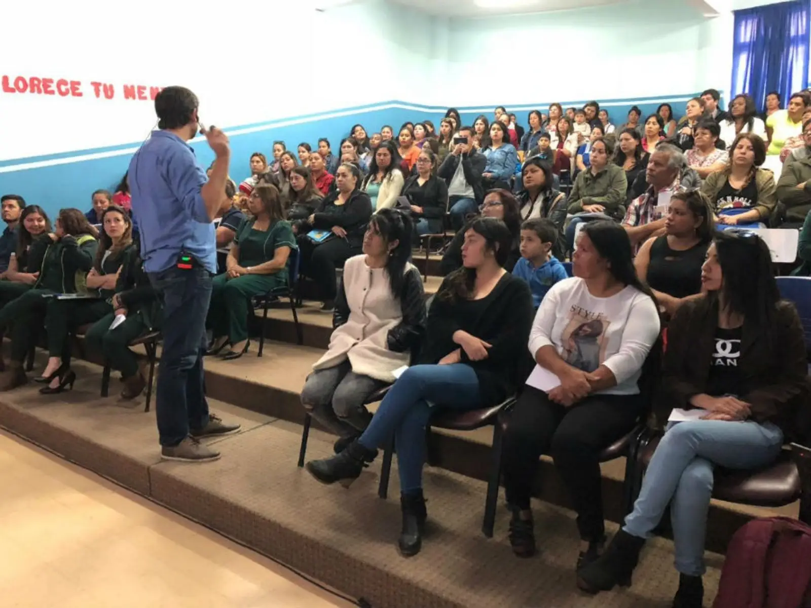 “Educar es sorprender, emocionar, generar movimientos y equilibrio. Es jugar y también es sentido del humor”