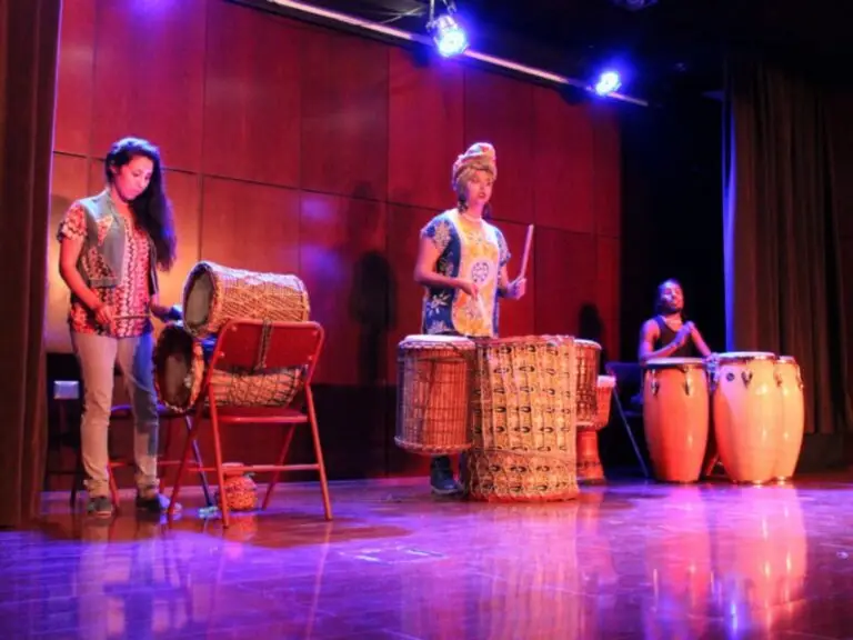 Con un montaje sobre la Mujer Pampina cerró 2da Temporada de Talleres Artísticos 2018