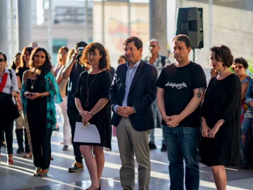 Inauguran muestra sobre el trabajo de destacada ilustradora chilena Marta Carrasco