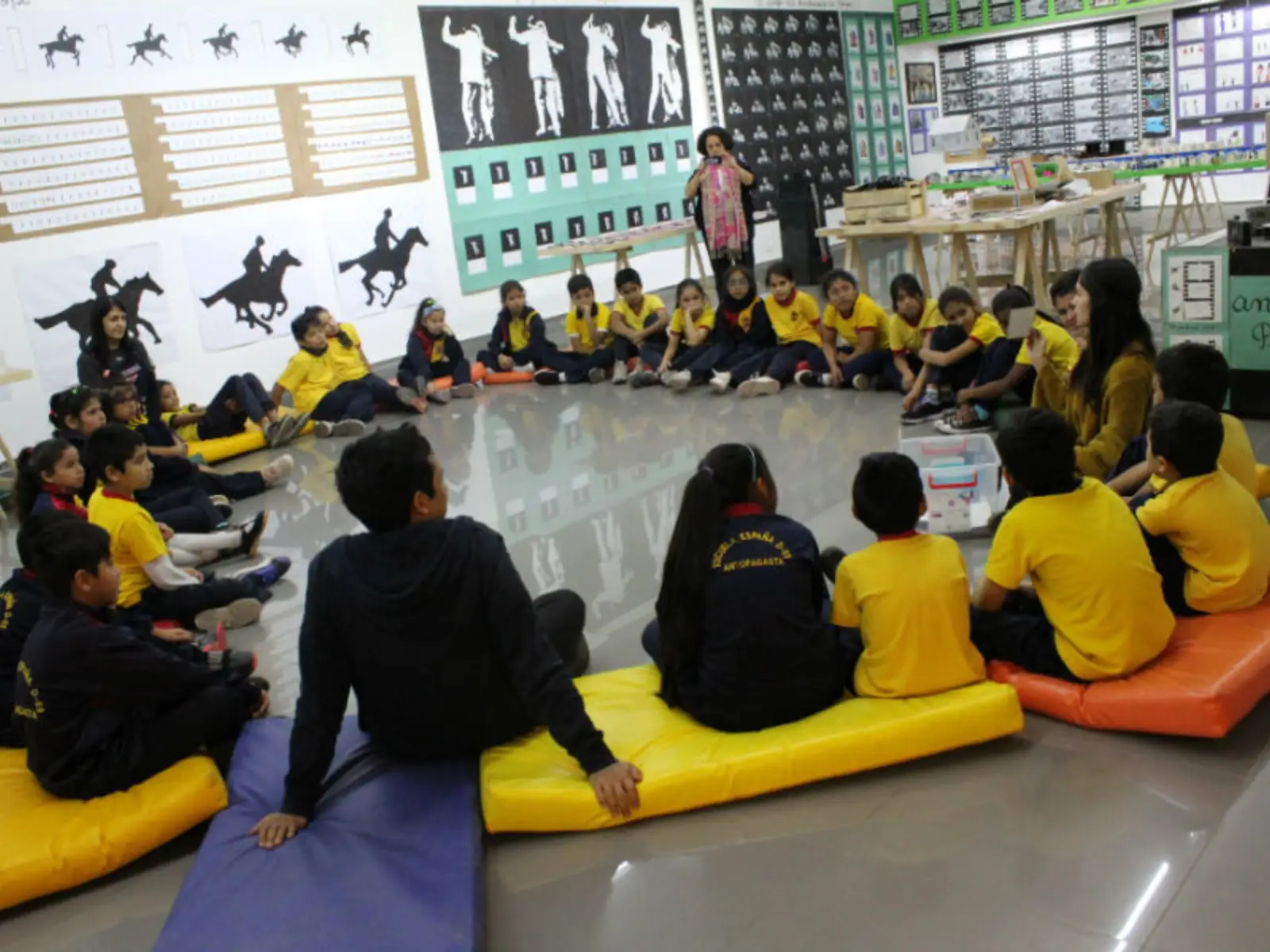 Más de 2 mil personas visitaron exposición de los 30 años de trabajo de Alicia Vega