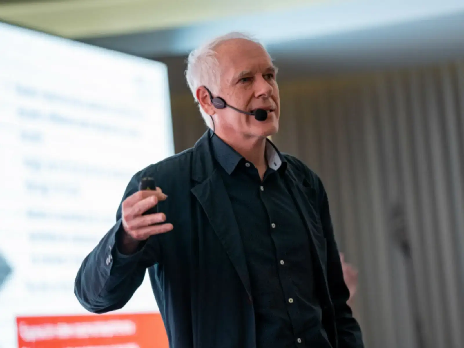 “Con las herramientas adecuadas y colaboración entre docentes, el liderazgo distribuido se transforma en realidad”