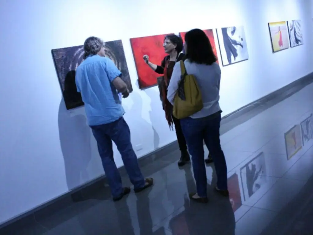 Elizabeth González presenta obra inspirada en el Trópico de Capricornio