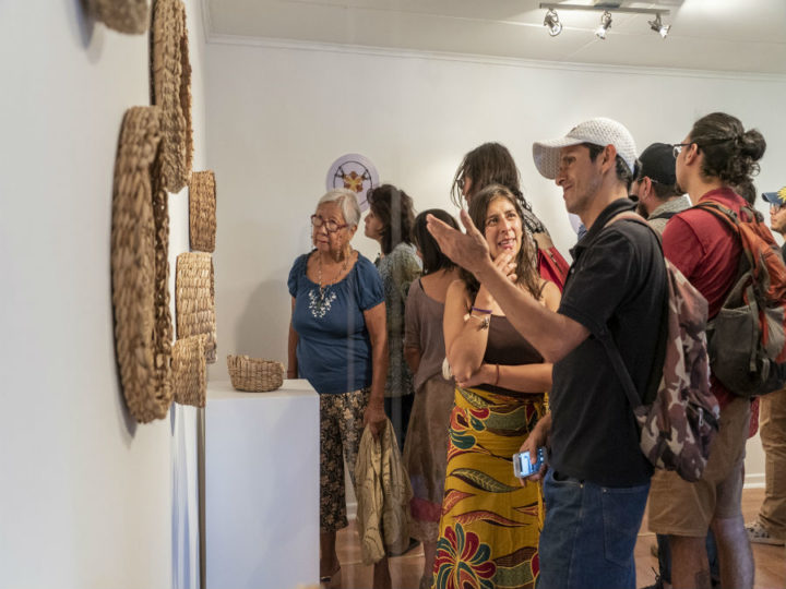 Exposición sobre tejidos y cestería ancestral llega a San Pedro de Atacama