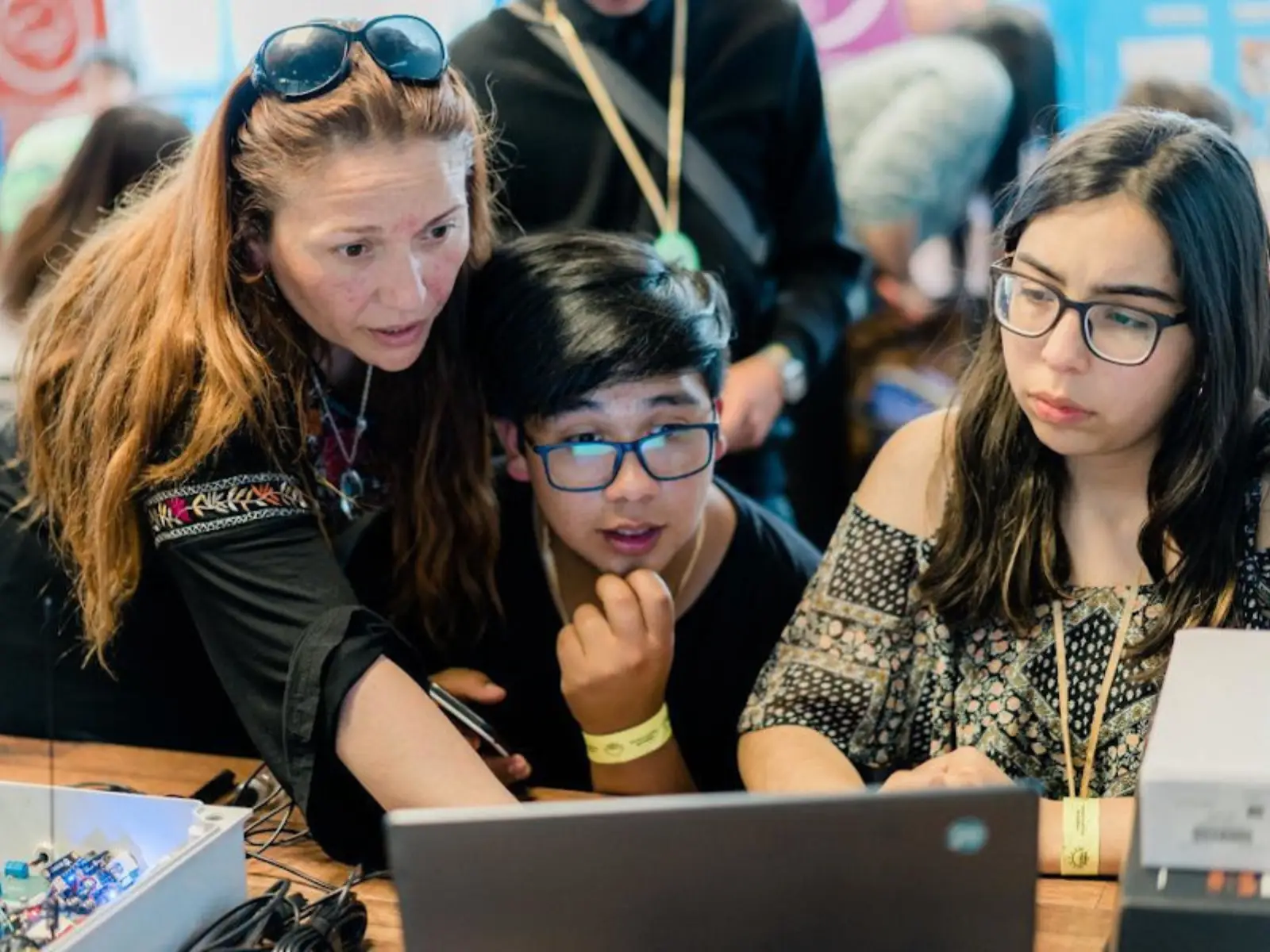 Fortaleciendo la educación digital en Chile