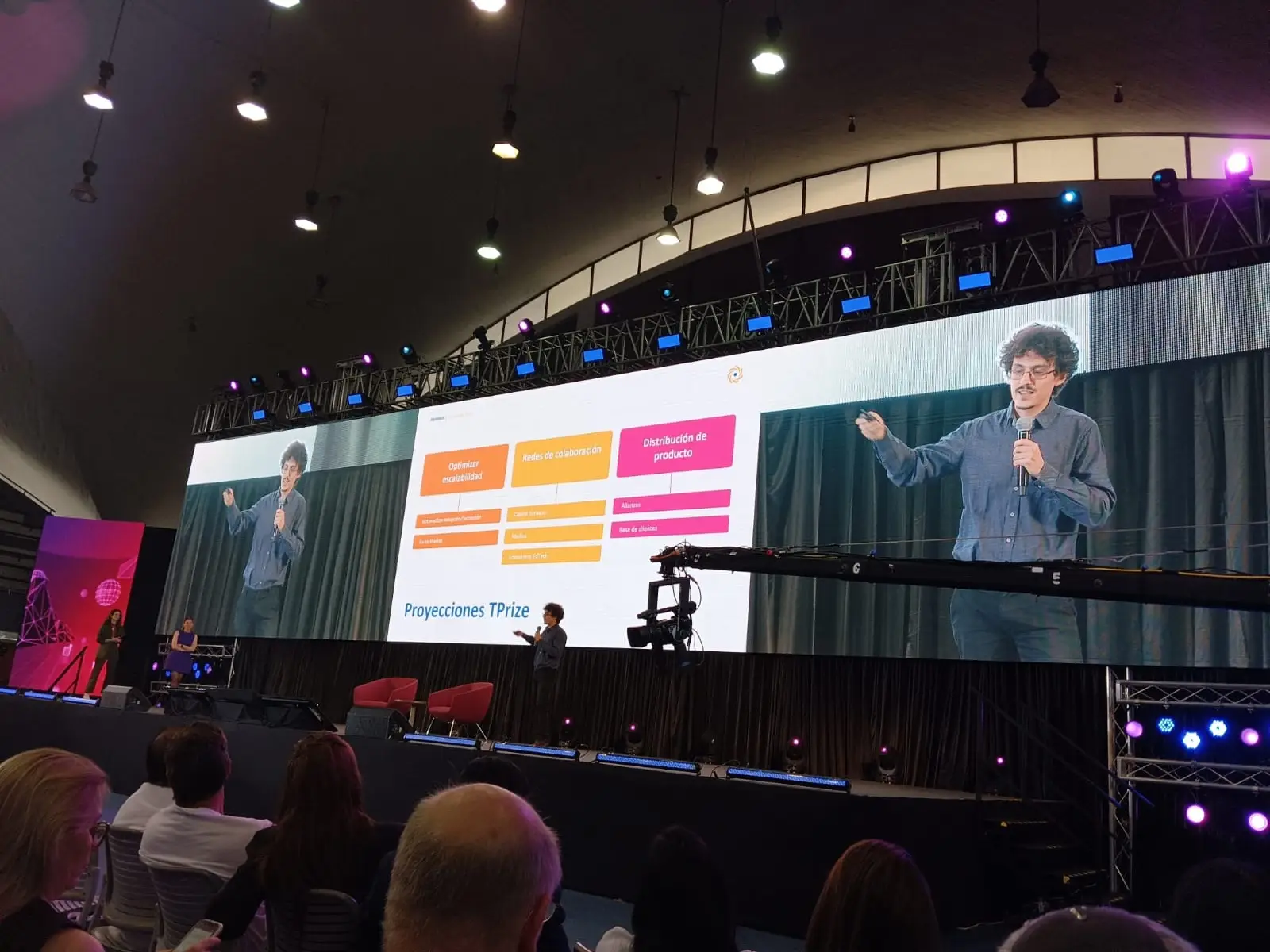 Ganadores de AntofaEmprende 2022 obtuvieron premio internacional de innovación educativa en México